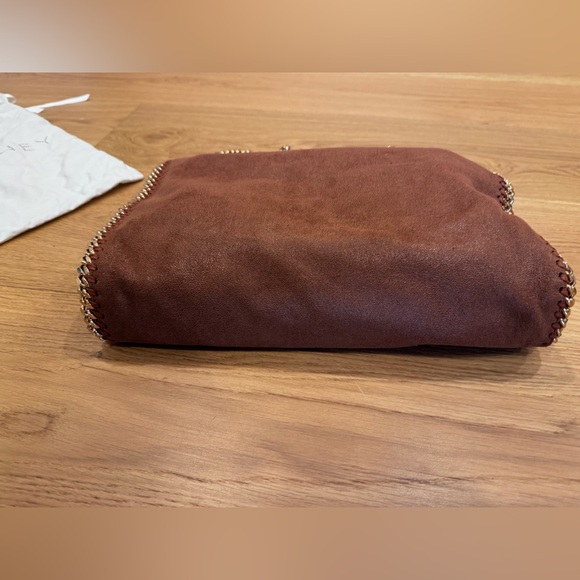 Stella Mccartbey Small Tote Eco Shaggy Deer W/ Gold Color Chain - Picture 12 of 14